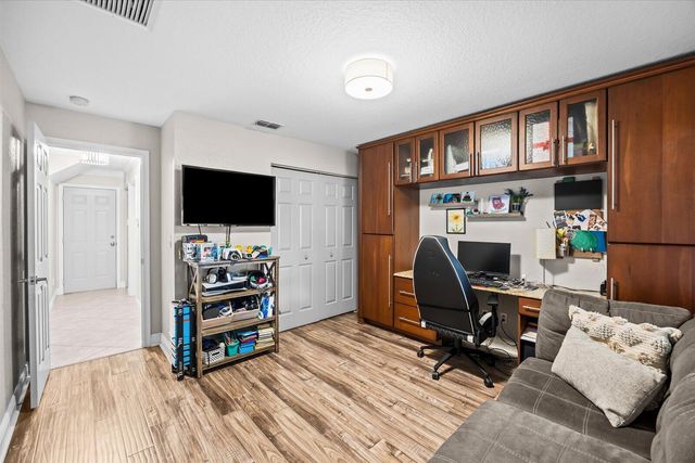 1982 SW JAMESPORT Drive SW, Port St. Lucie, Port St Lucie, FL 34953