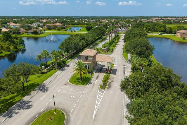 1982 SW JAMESPORT Drive SW, Port St. Lucie, Port St Lucie, FL 34953