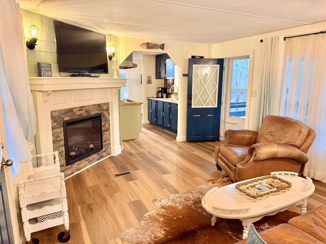 373 Rachael Dr., Shirley, AR 72153