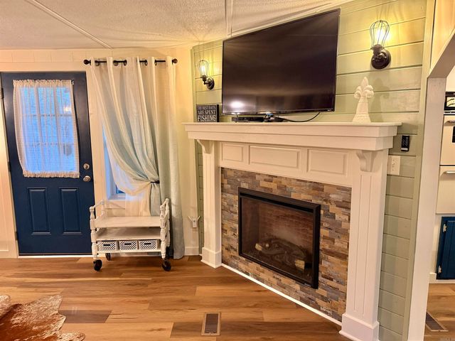 373 Rachael Dr., Shirley, AR 72153