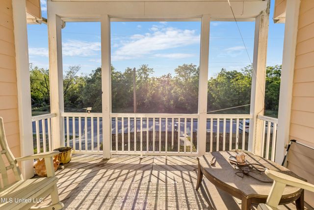 326 Strangi Avenue, Biloxi, MS 39530