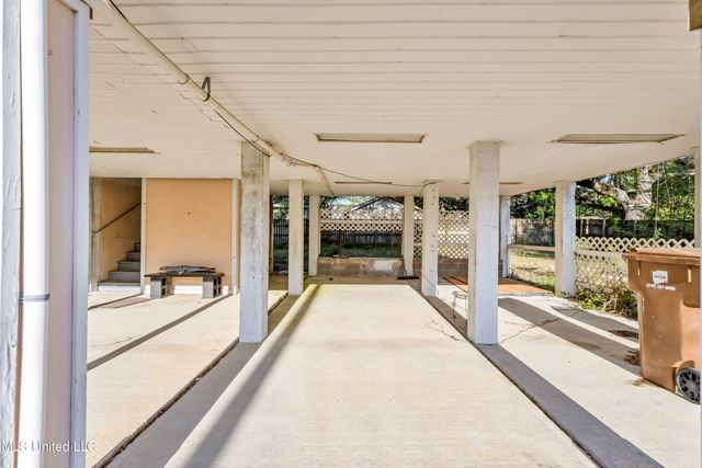 326 Strangi Avenue, Biloxi, MS 39530