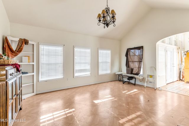 326 Strangi Avenue, Biloxi, MS 39530