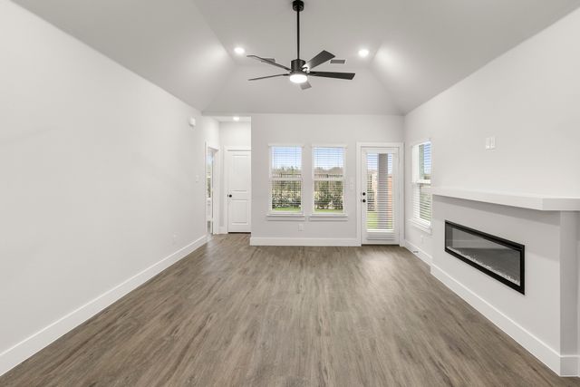1921 Sapphire Run, Mesquite, TX 75181