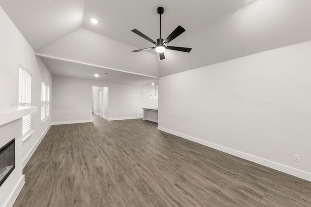 1921 Sapphire Run, Mesquite, TX 75181