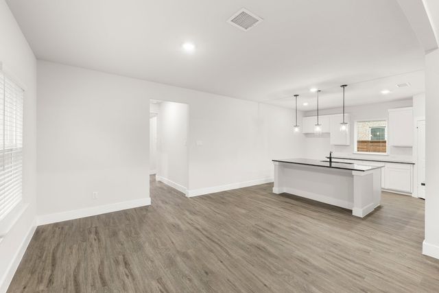 1921 Sapphire Run, Mesquite, TX 75181