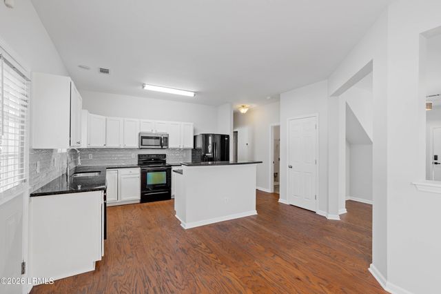 20 Cedar Creek Circle, Beaufort, SC 29906