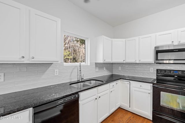 20 Cedar Creek Circle, Beaufort, SC 29906