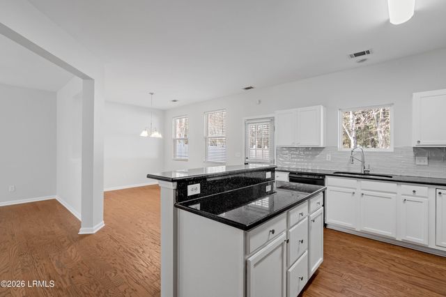 20 Cedar Creek Circle, Beaufort, SC 29906