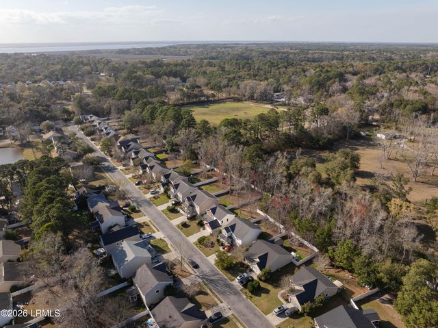 20 Cedar Creek Circle, Beaufort, SC 29906