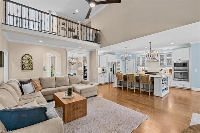7715 Northern Estates Point, Greensboro, NC 27455
