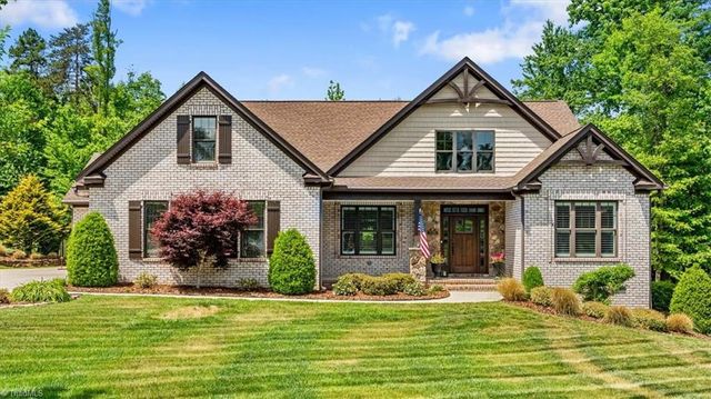 7715 Northern Estates Point, Greensboro, NC 27455