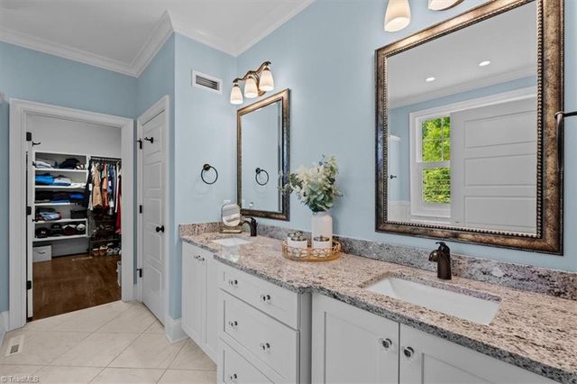 7715 Northern Estates Point, Greensboro, NC 27455