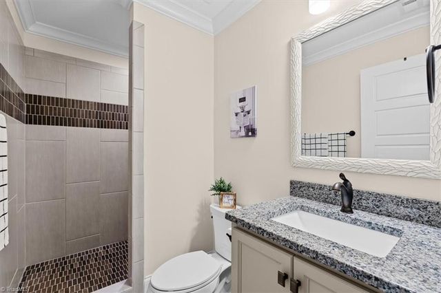 7715 Northern Estates Point, Greensboro, NC 27455