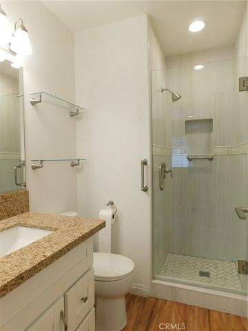 9626 Longden Avenue B, Temple City, CA 91780