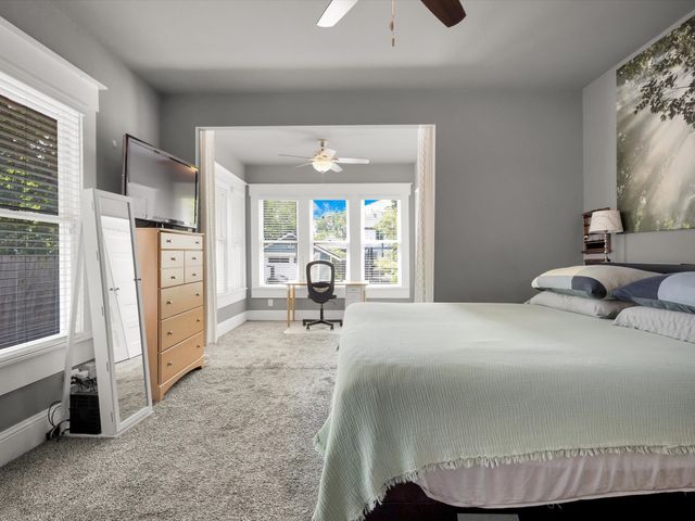 1942 Fairmount Avenue, Fort Worth, TX 76110