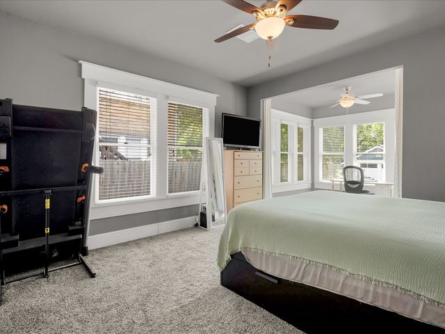 1942 Fairmount Avenue, Fort Worth, TX 76110