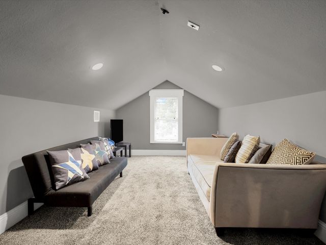 1942 Fairmount Avenue, Fort Worth, TX 76110