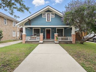 1942 Fairmount Avenue, Fort Worth, TX 76110