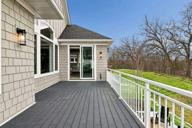 7100 Highland Court, Eden Prairie, MN 55346