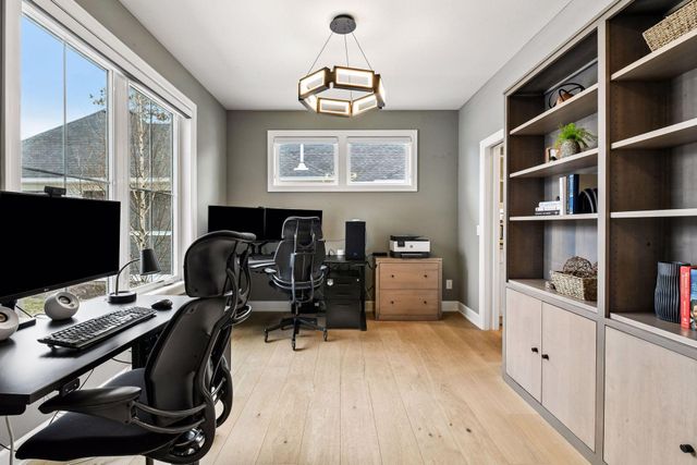 7100 Highland Court, Eden Prairie, MN 55346