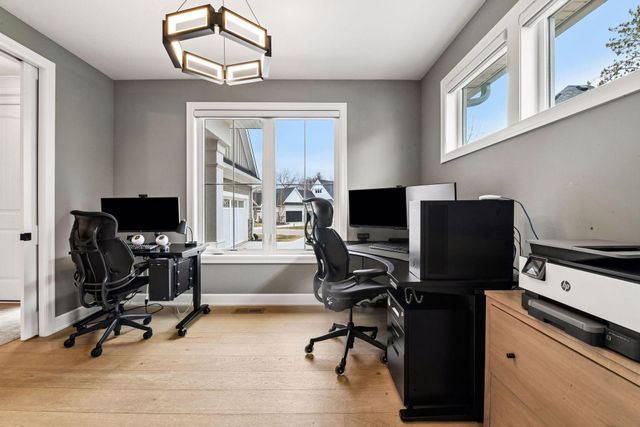 7100 Highland Court, Eden Prairie, MN 55346