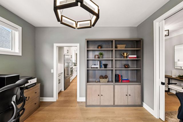 7100 Highland Court, Eden Prairie, MN 55346