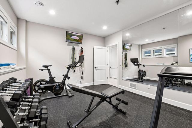 7100 Highland Court, Eden Prairie, MN 55346