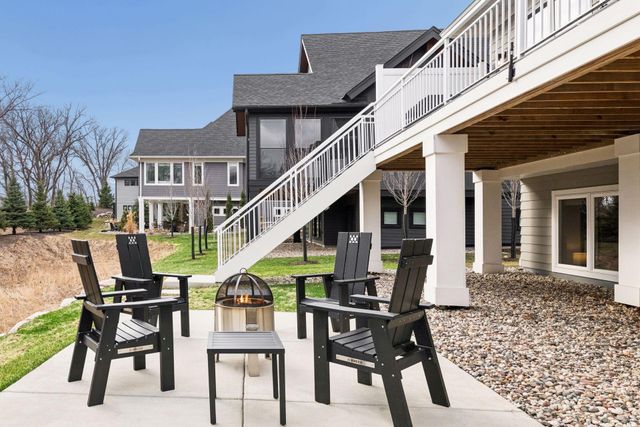 7100 Highland Court, Eden Prairie, MN 55346