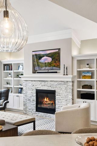 7100 Highland Court, Eden Prairie, MN 55346