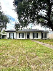 14035 Lourdes Drive, Houston, TX 77049