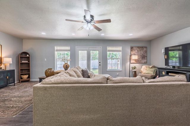 19307 Malone Road, Tecumseh, OK 74873
