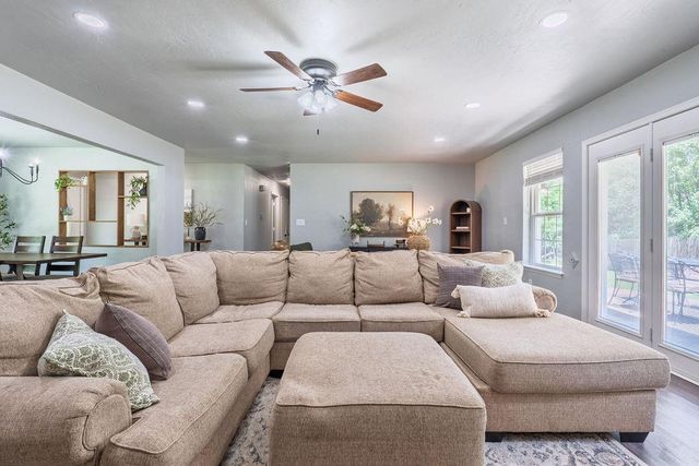 19307 Malone Road, Tecumseh, OK 74873