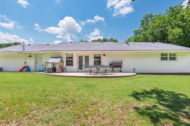 19307 Malone Road, Tecumseh, OK 74873