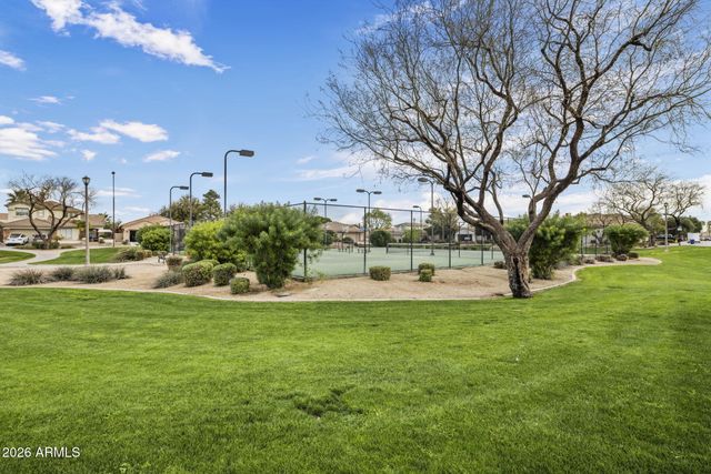 7720 S LA CORTA Drive, Tempe, AZ 85284