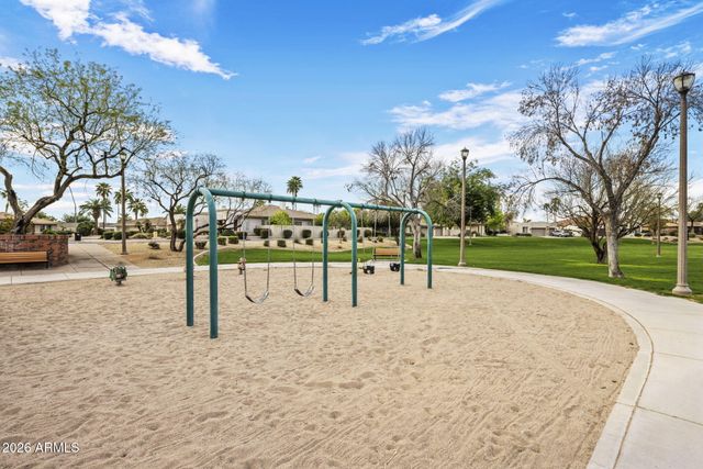 7720 S LA CORTA Drive, Tempe, AZ 85284