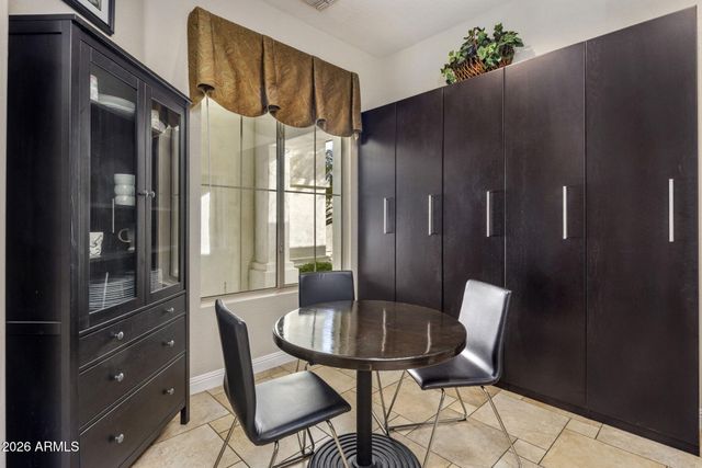 7720 S LA CORTA Drive, Tempe, AZ 85284