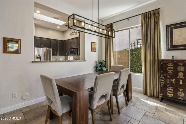 7720 S LA CORTA Drive, Tempe, AZ 85284