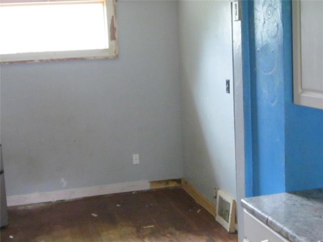 2116 Hamilton Street SW, Cedar Rapids, IA 52404