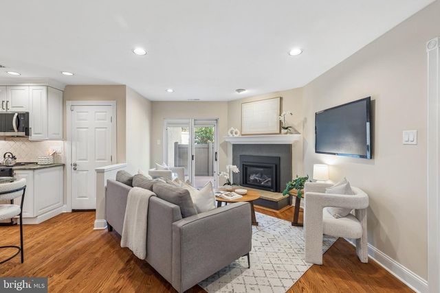 32 HIGHGATE LN, Blue Bell, PA 19422