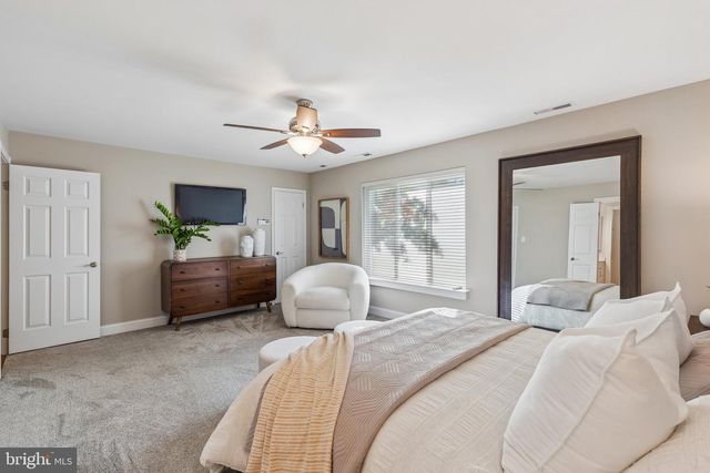 32 HIGHGATE LN, Blue Bell, PA 19422