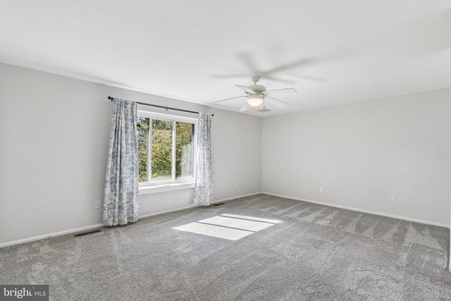 32 HIGHGATE LN, Blue Bell, PA 19422