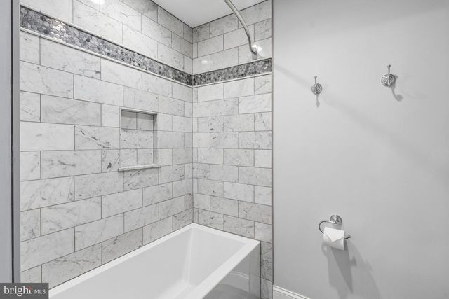 32 HIGHGATE LN, Blue Bell, PA 19422