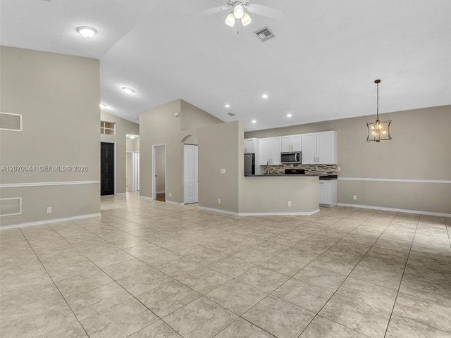 6271 SW 195th Avenue, Pembroke Pines, FL 33332