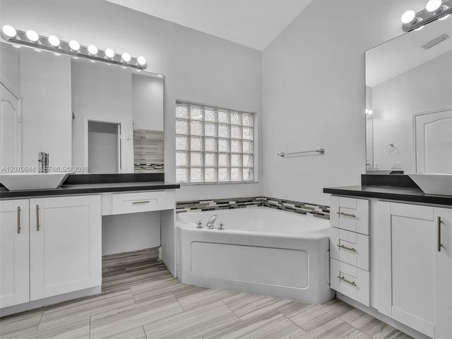 6271 SW 195th Avenue, Pembroke Pines, FL 33332