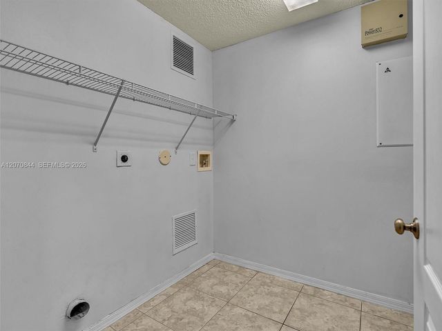 6271 SW 195th Avenue, Pembroke Pines, FL 33332