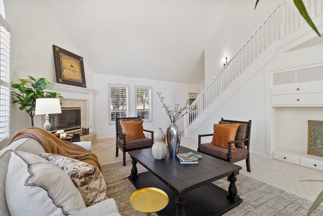5150 Lake Forest Dr, Loomis, CA 95650