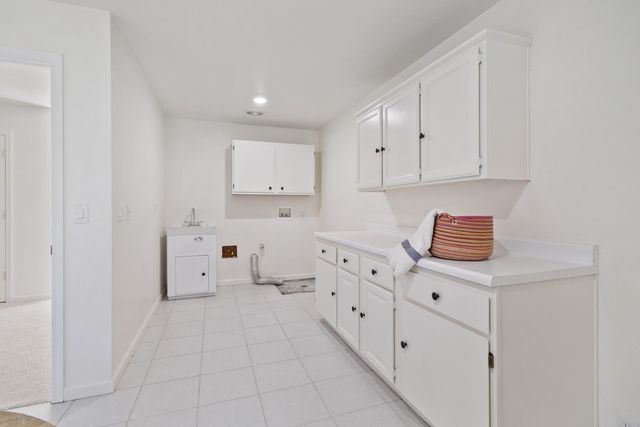 5150 Lake Forest Dr, Loomis, CA 95650