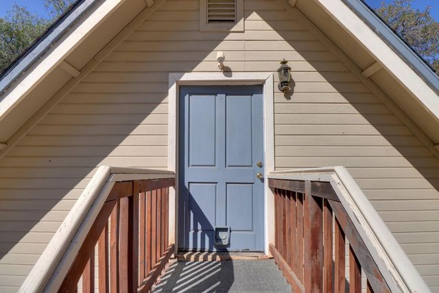 5150 Lake Forest Dr, Loomis, CA 95650
