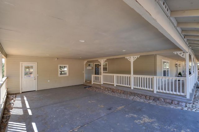 5150 Lake Forest Dr, Loomis, CA 95650